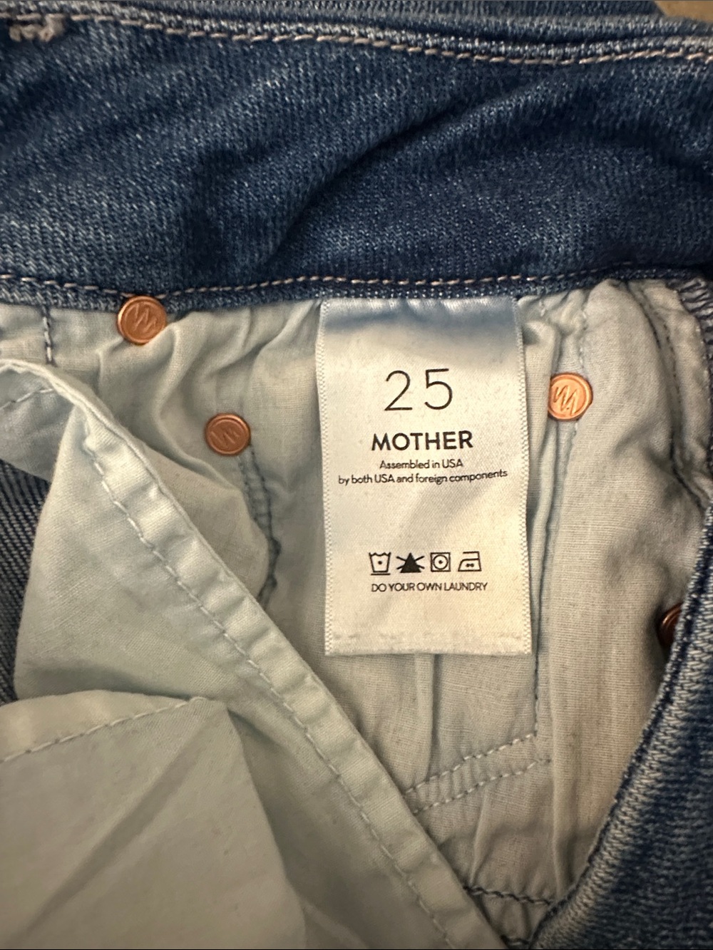 MOTHER The Roller Fray Wide Leg Jeans – Work Hard Play Hard – Size 25 - Picture 6 of 10